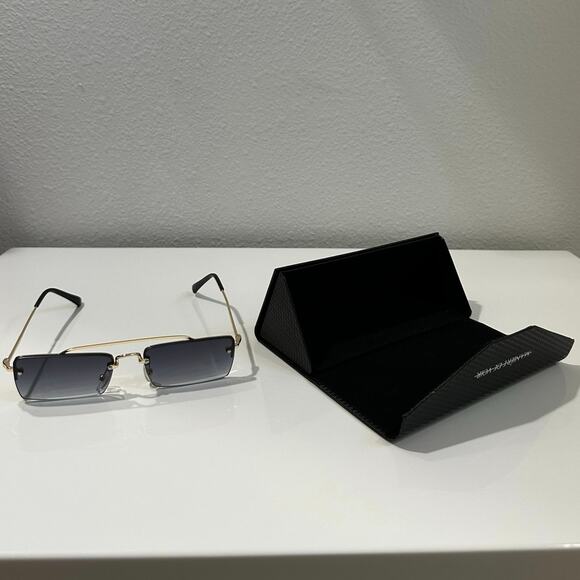 Manière De Voir Black Rectangle Sunglasses with Gold Accents - Picture 10 of 12